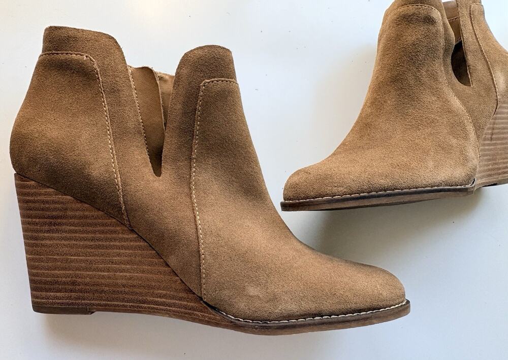 Lucky Brand Wedge Booties Yabba Tan Suede Split Shaft Ankle Boots LK-YABBA 11 M